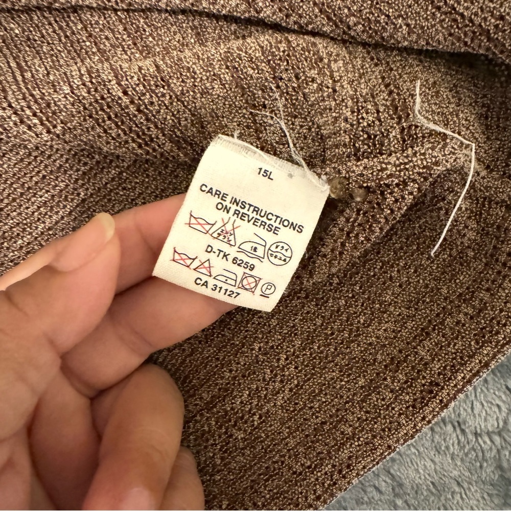 DKN Transfer Rib Women's V-Neck Brown Sweater Size M - Picture 12 of 12